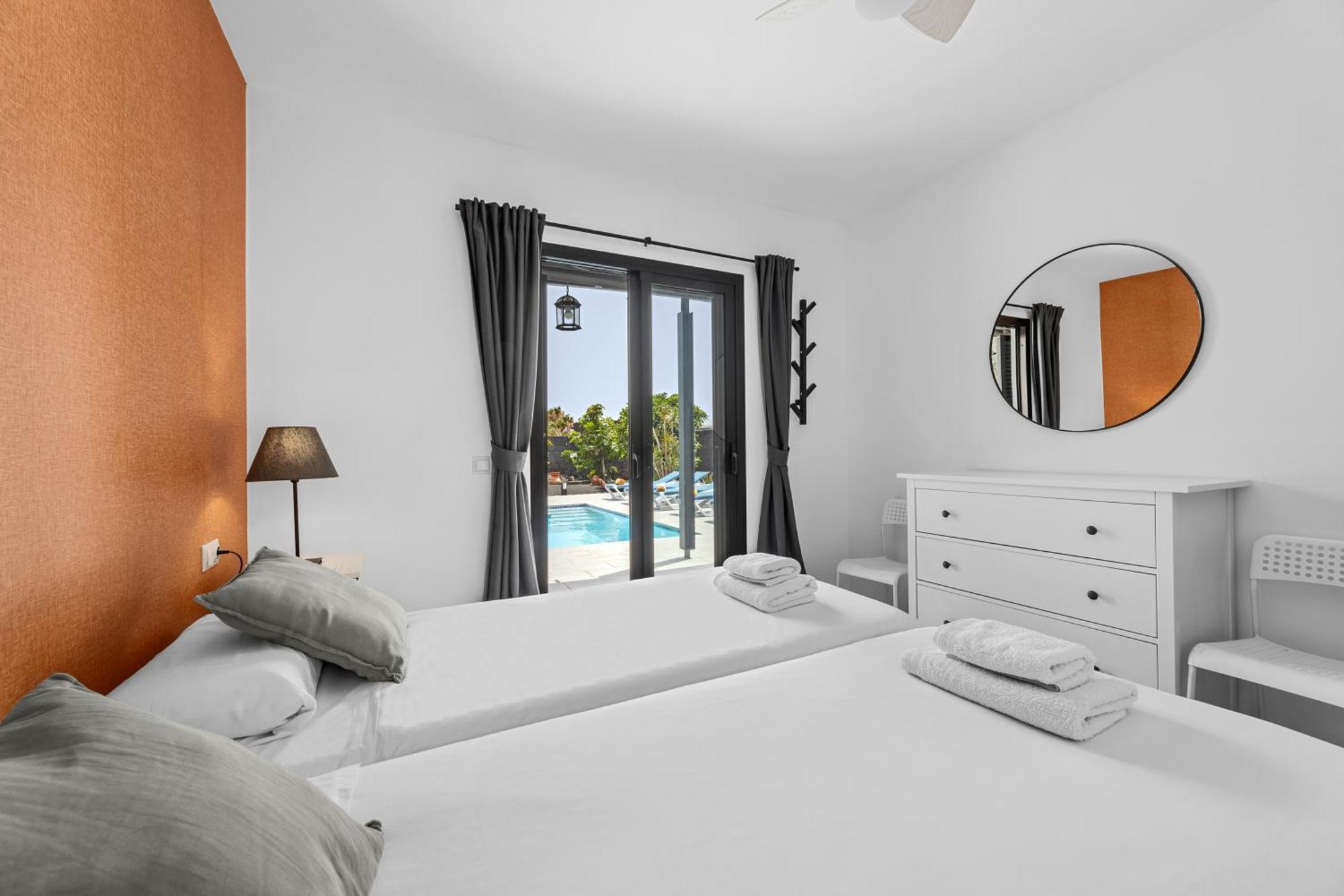 3 Bedroom Villa With Private Pool Close To Papagayo Beach Playa Blanca  Buitenkant foto
