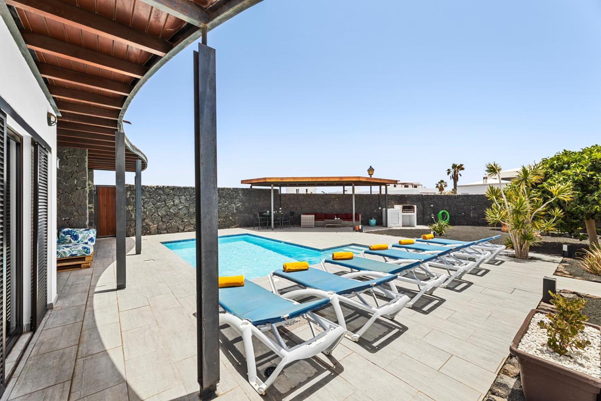 3 Bedroom Villa With Private Pool Close To Papagayo Beach Playa Blanca  Buitenkant foto